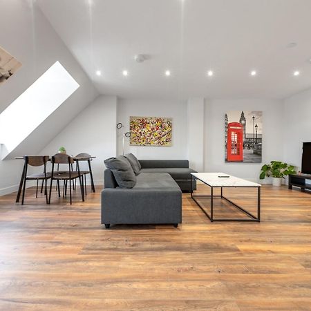 Apartamento 7 - West London Brand New Loft Exterior foto